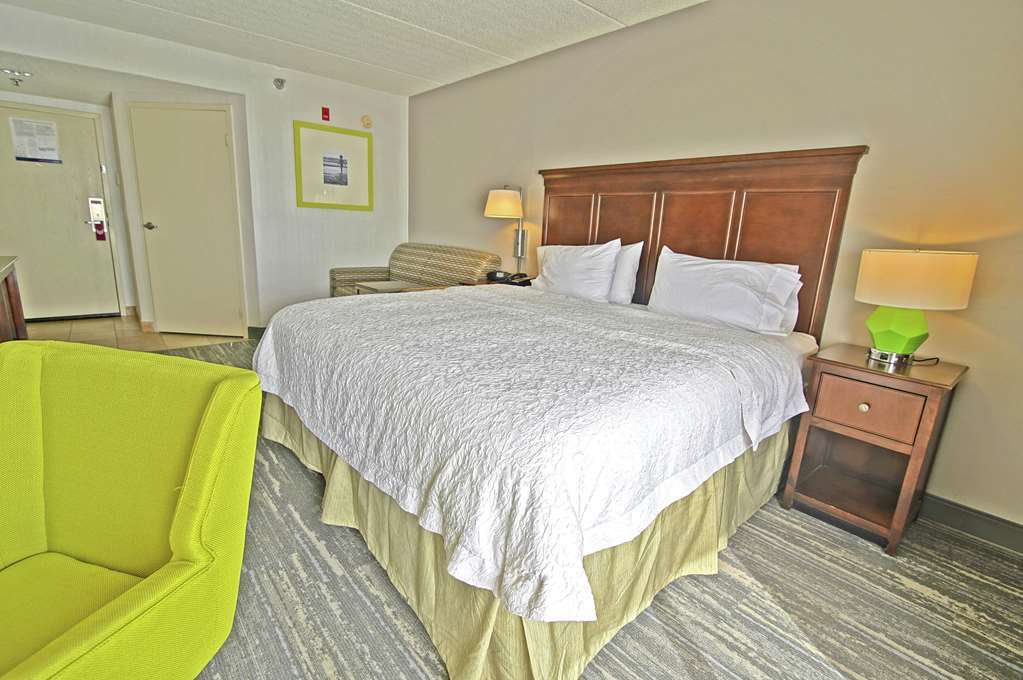 Hampton Inn Los Angeles/Carson Room photo