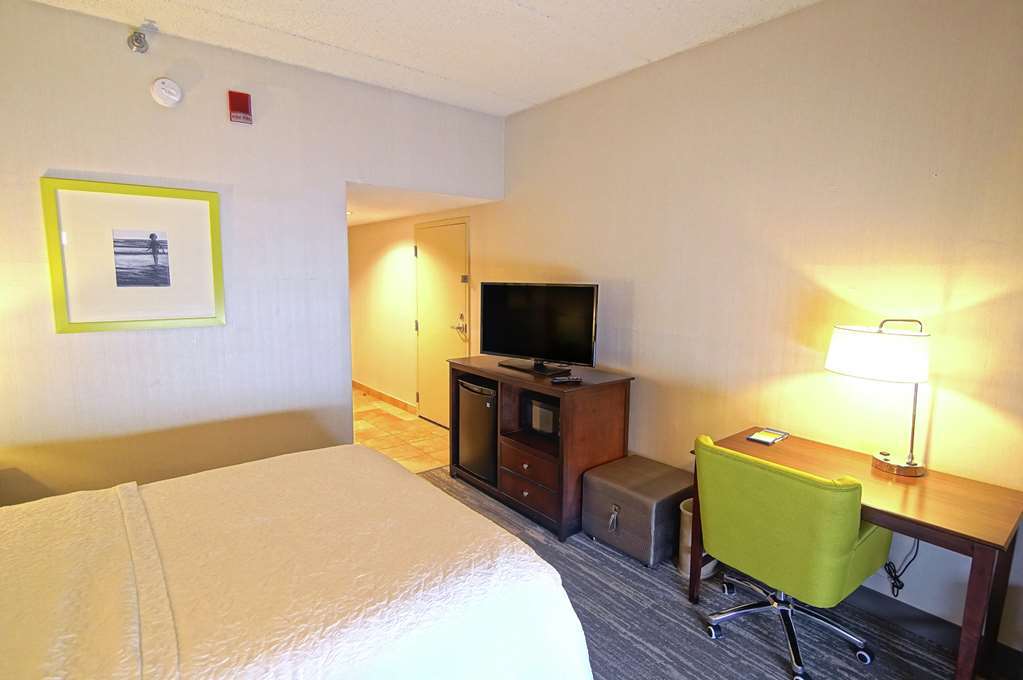 Hampton Inn Los Angeles/Carson Room photo